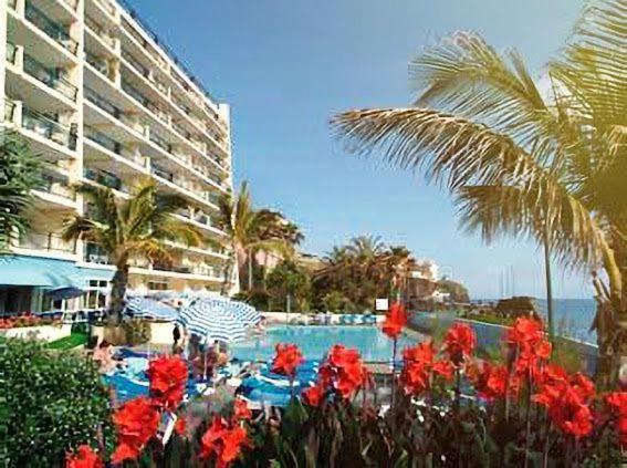 Cosy Apartment With Sea View And Pool Фуншал Екстер'єр фото